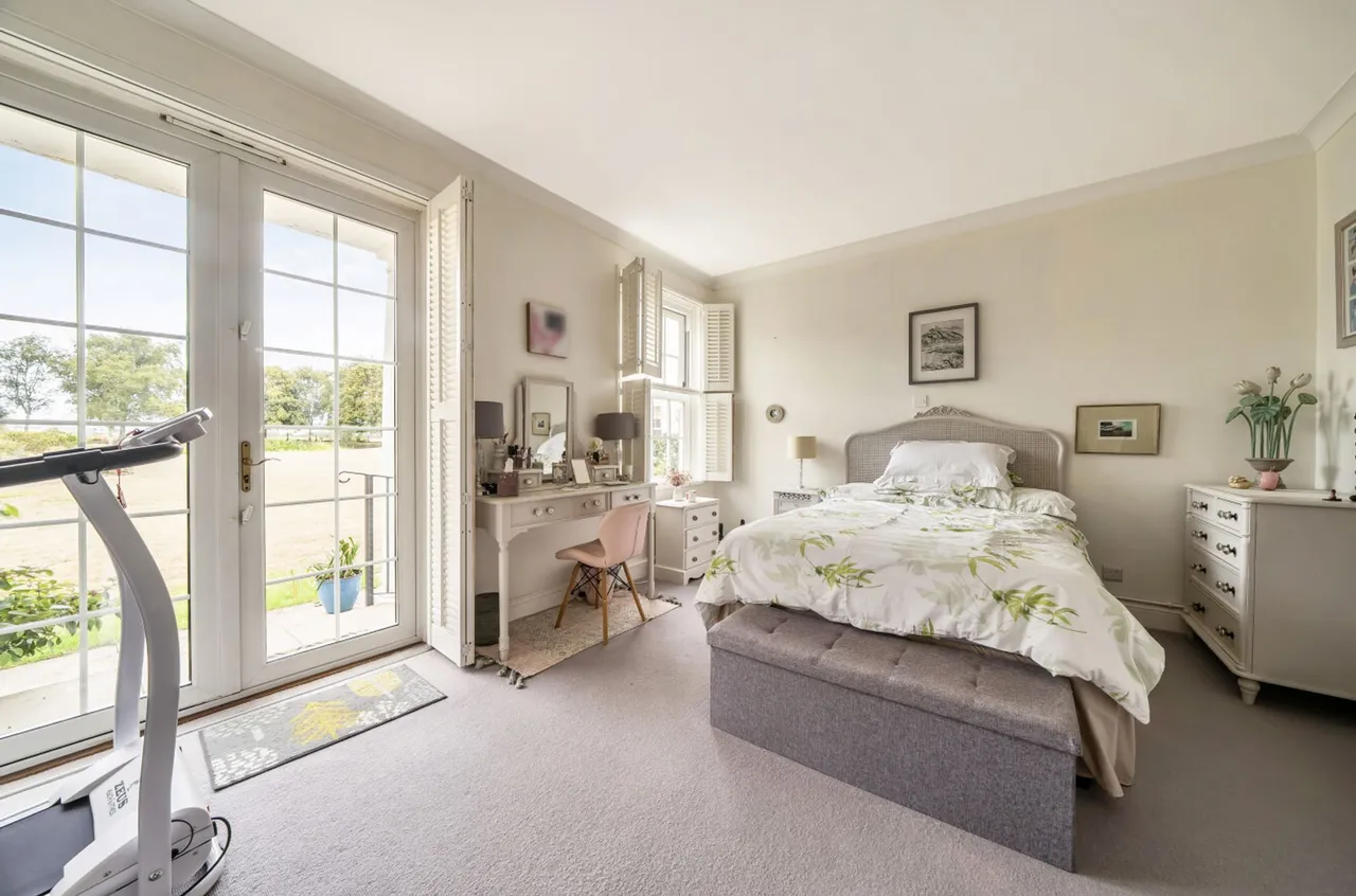 Marchwood, Chichester, PO19, photo 3