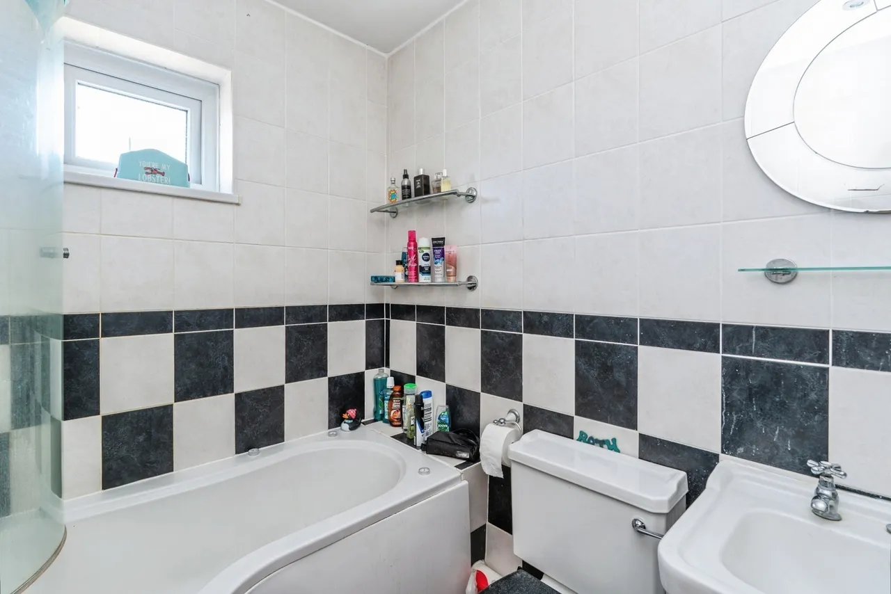 Grange Close, Southampton, SO18, photo 16