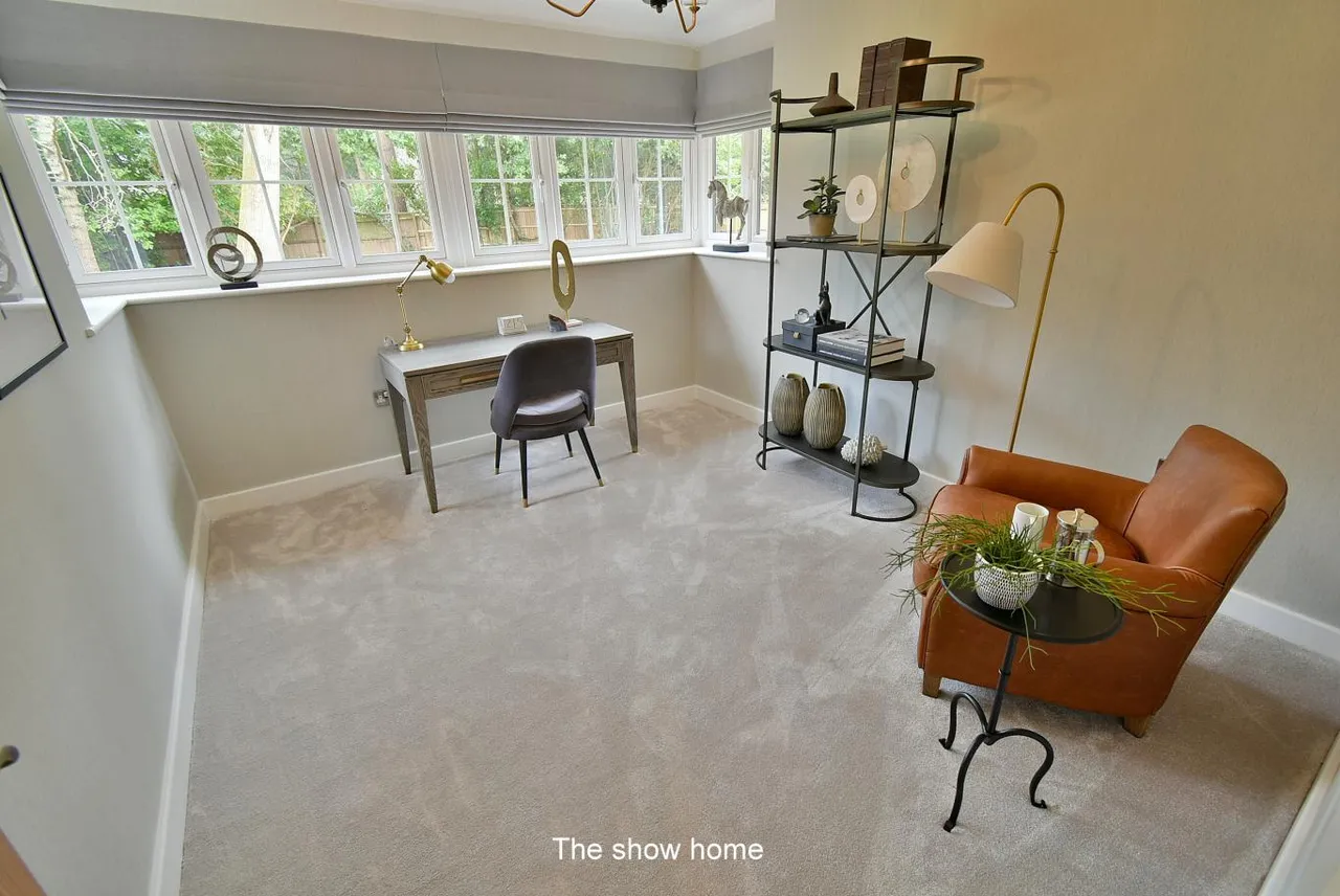 Badgers Walk, BH22, photo 10