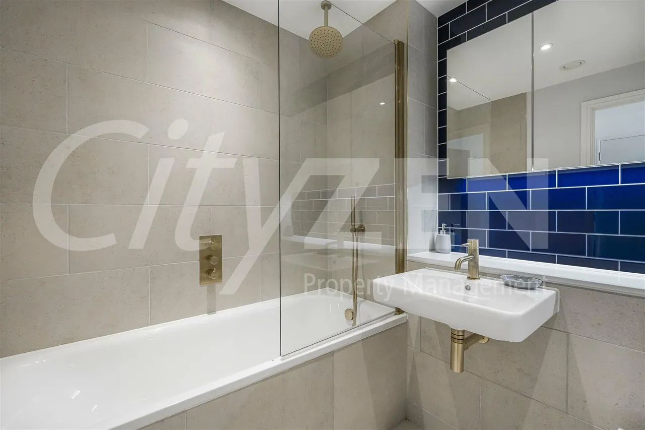 Fulton Road, Wembley, HA9, photo 39
