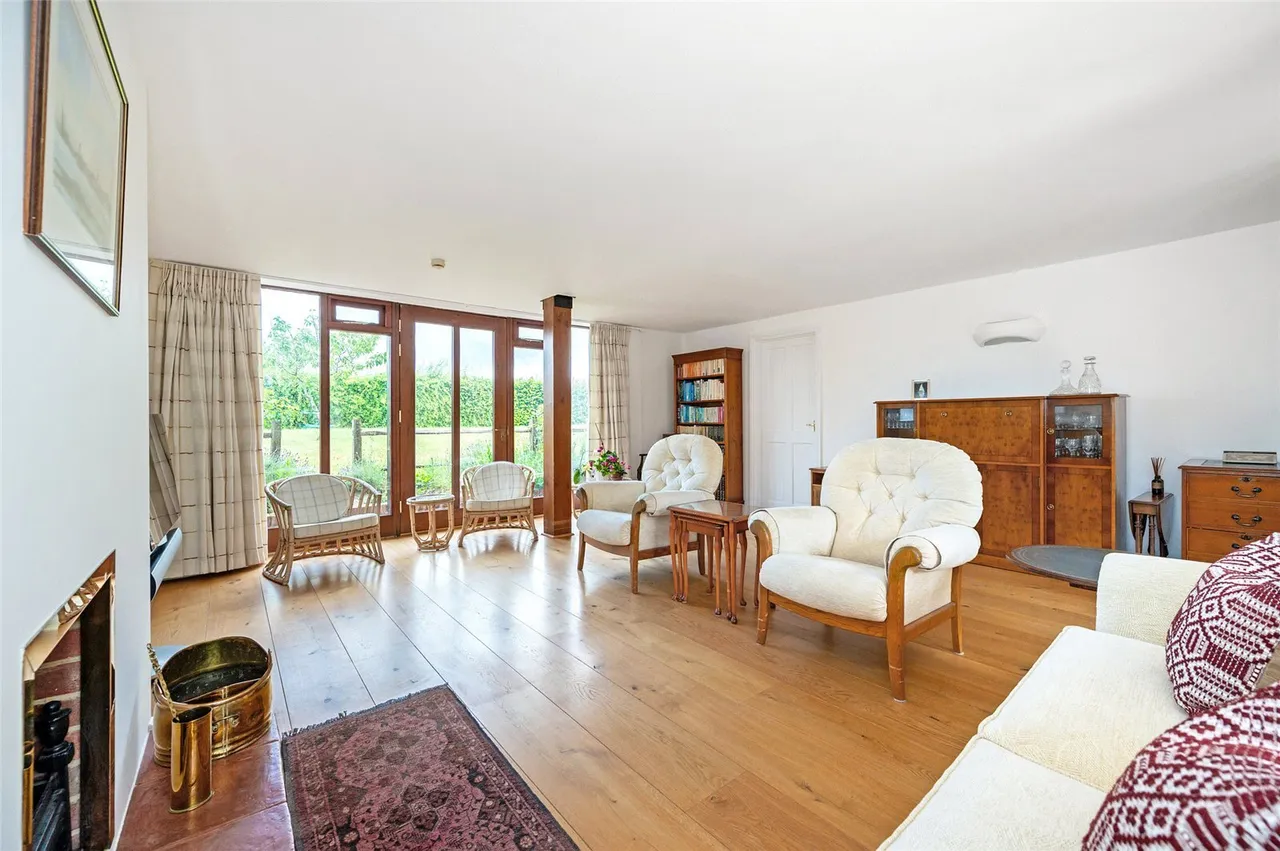 Old Park Lane, Chichester, PO18, photo 3