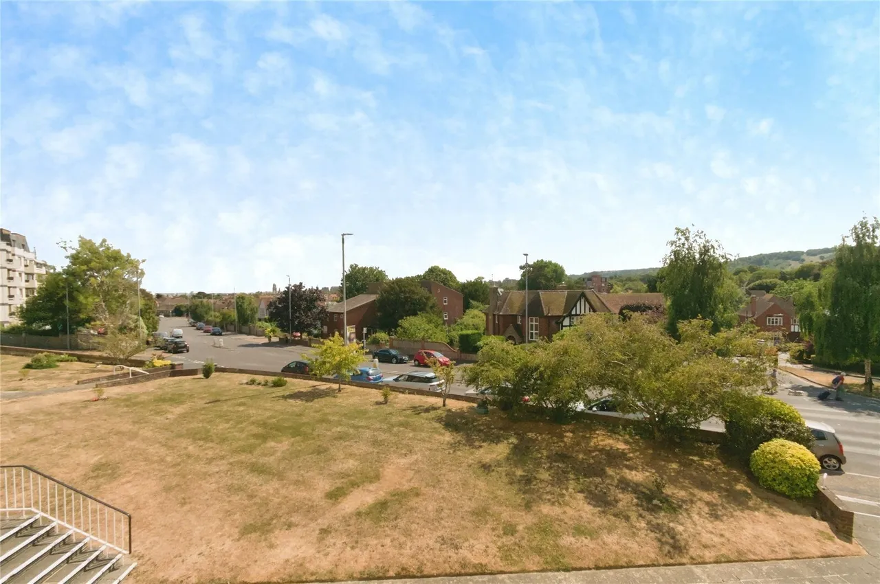 Upperton Road, Eastbourne, BN21, photo 12