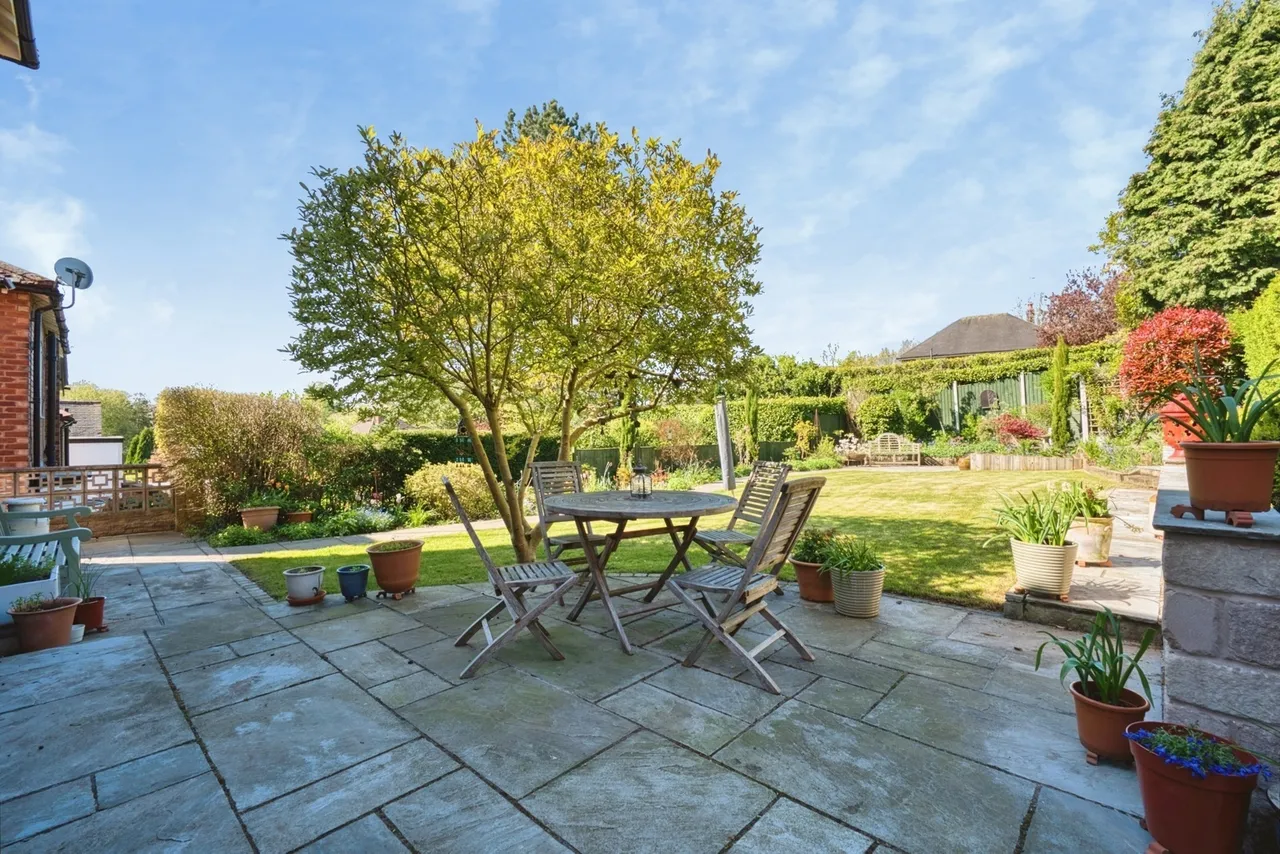 Hillcrest Road, Bramhall, Stockport, Greater Manchester, SK7, photo 2