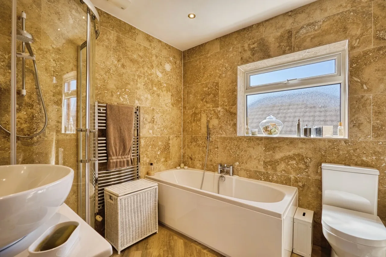 Hillcrest Road, Bramhall, Stockport, Greater Manchester, SK7, photo 12