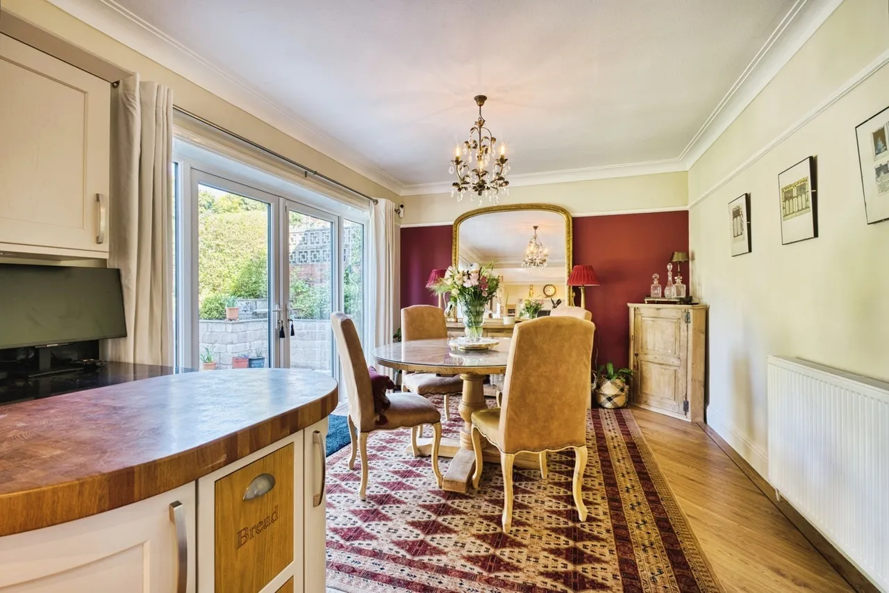 Hillcrest Road, Bramhall, Stockport, Greater Manchester, SK7, photo 5