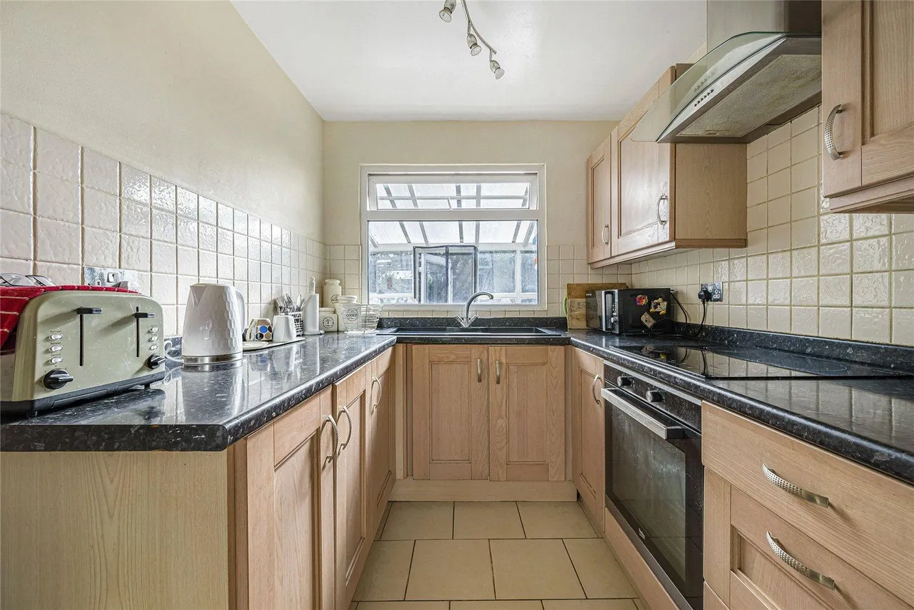 Newlyn Road, Welling, DA16, photo 16