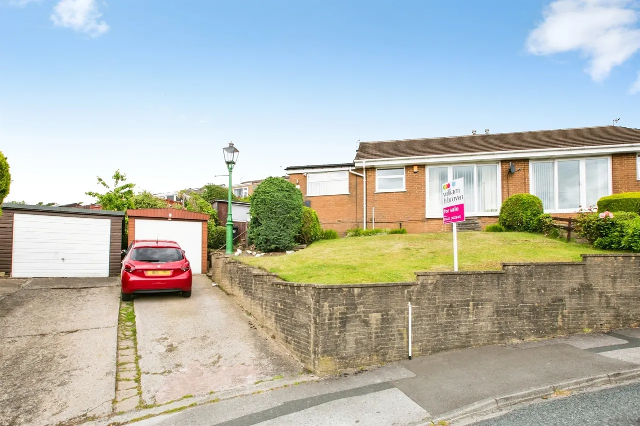 3 bed house for sale — Belgrave Avenue, HALIFAX