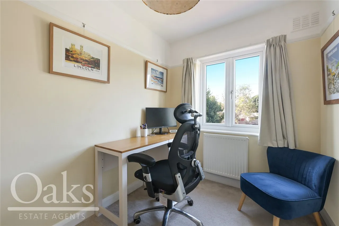 Rowan Crescent, Streatham Vale, SW16, photo 7