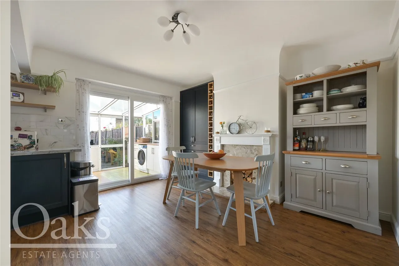 Rowan Crescent, Streatham Vale, SW16, photo 3