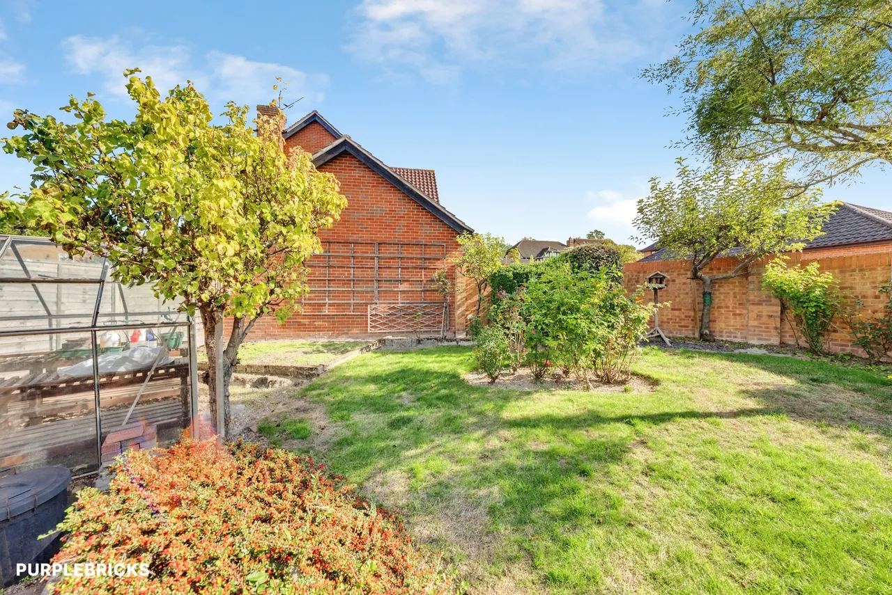 Beaton Close, Greenhithe, DA9, photo 19