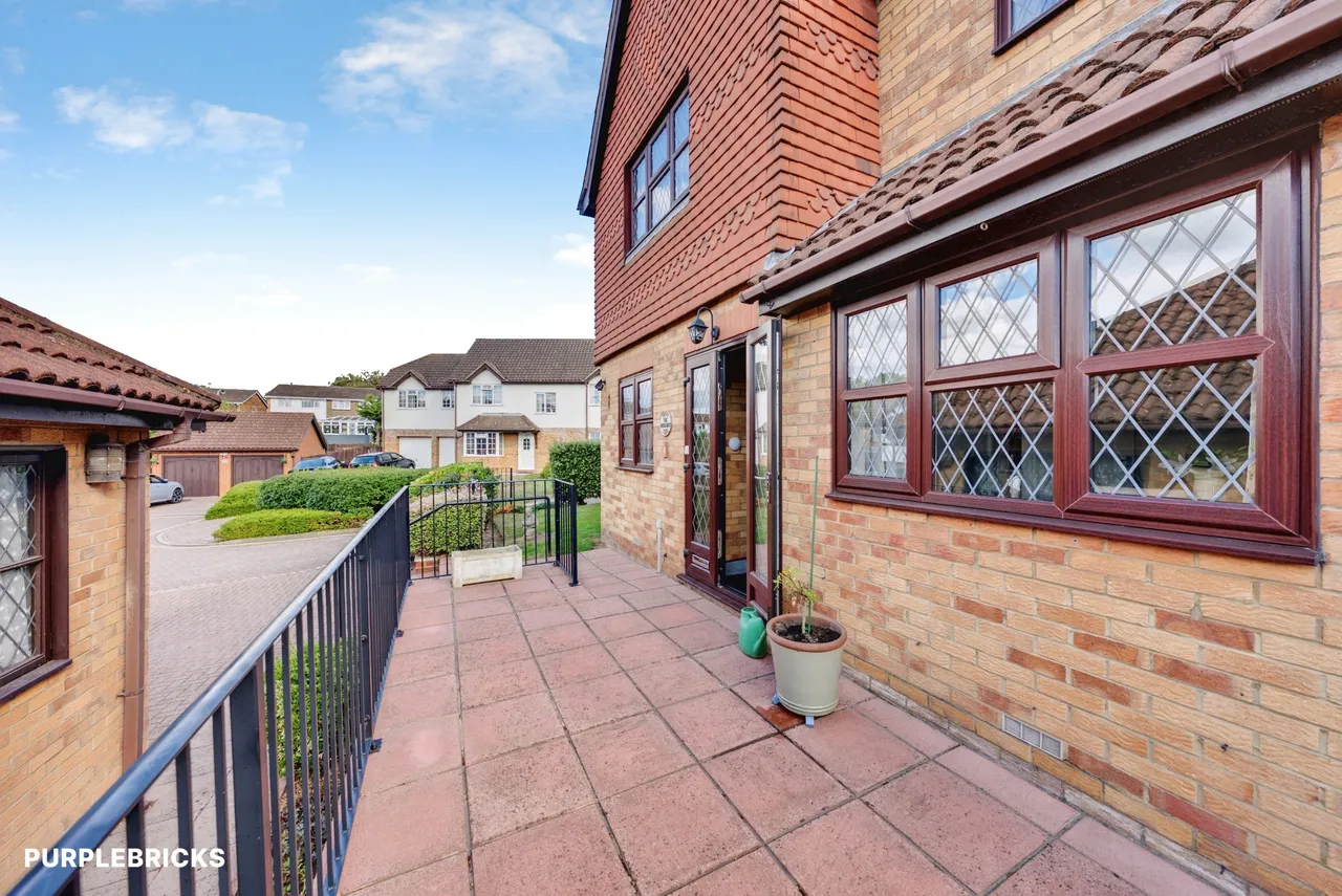 Beaton Close, Greenhithe, DA9, photo 39