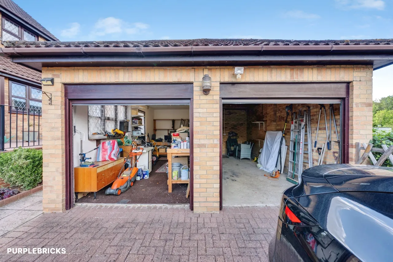 Beaton Close, Greenhithe, DA9, photo 28