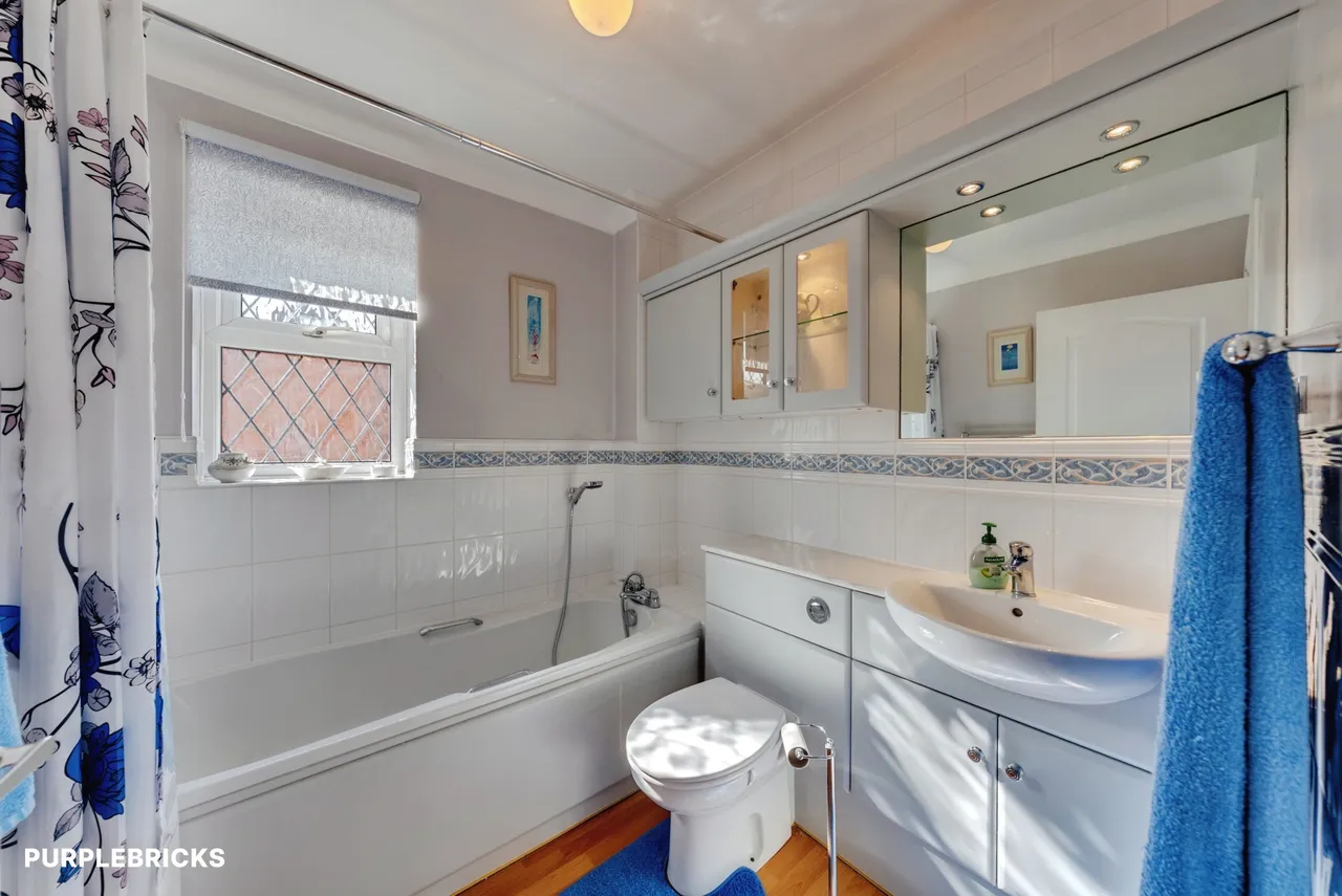 Beaton Close, Greenhithe, DA9, photo 27