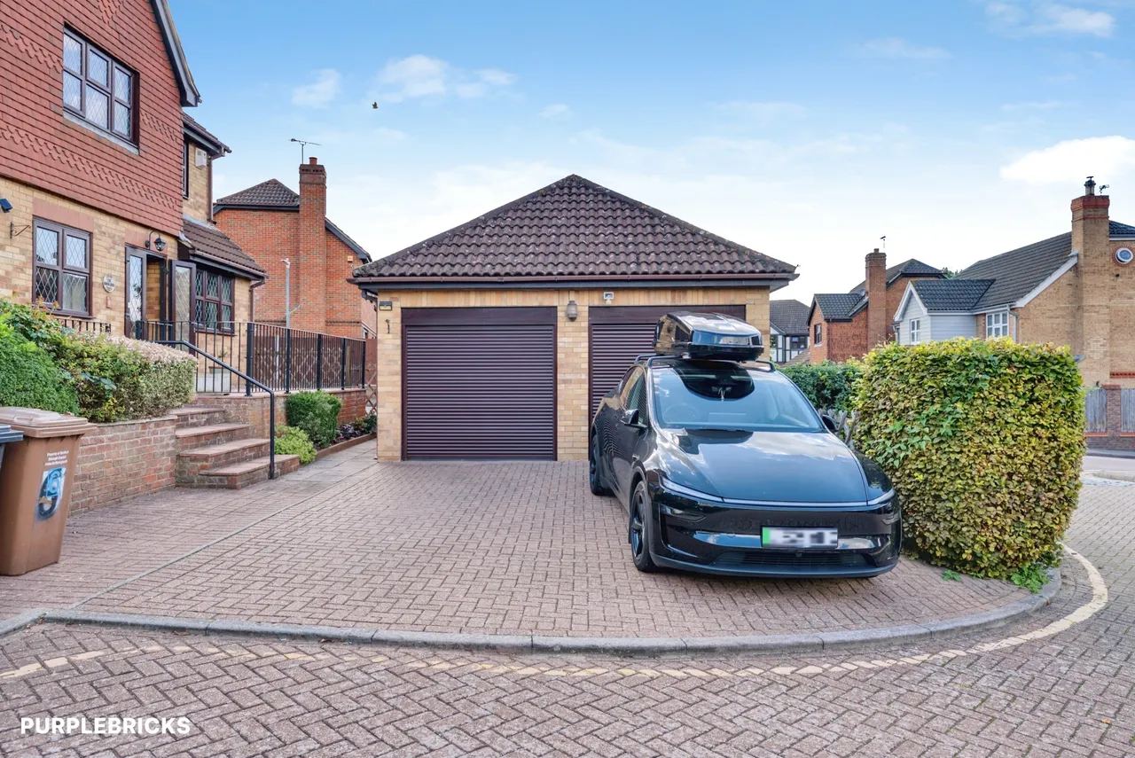 Beaton Close, Greenhithe, DA9, photo 33