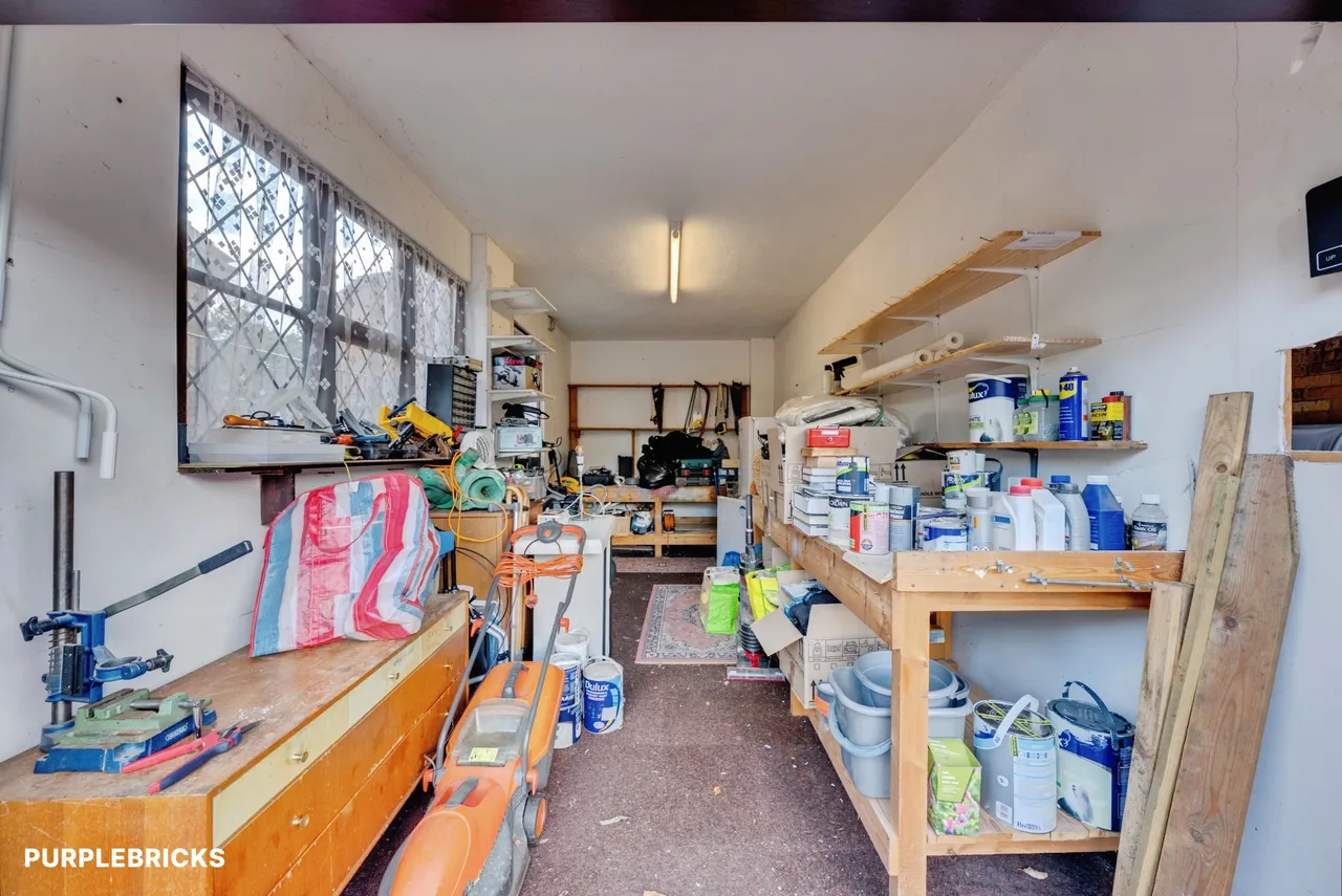 Beaton Close, Greenhithe, DA9, photo 29