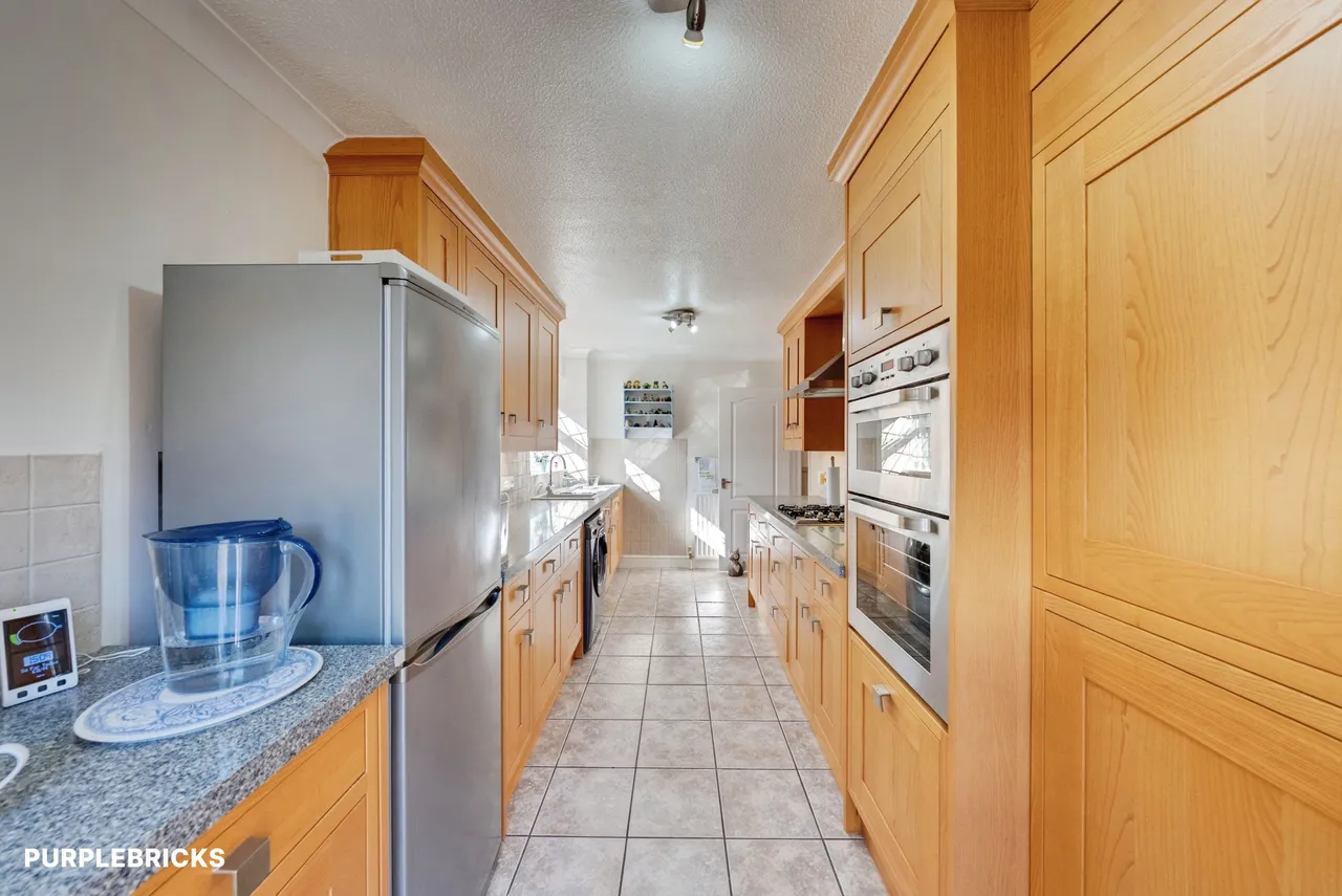 Beaton Close, Greenhithe, DA9, photo 11