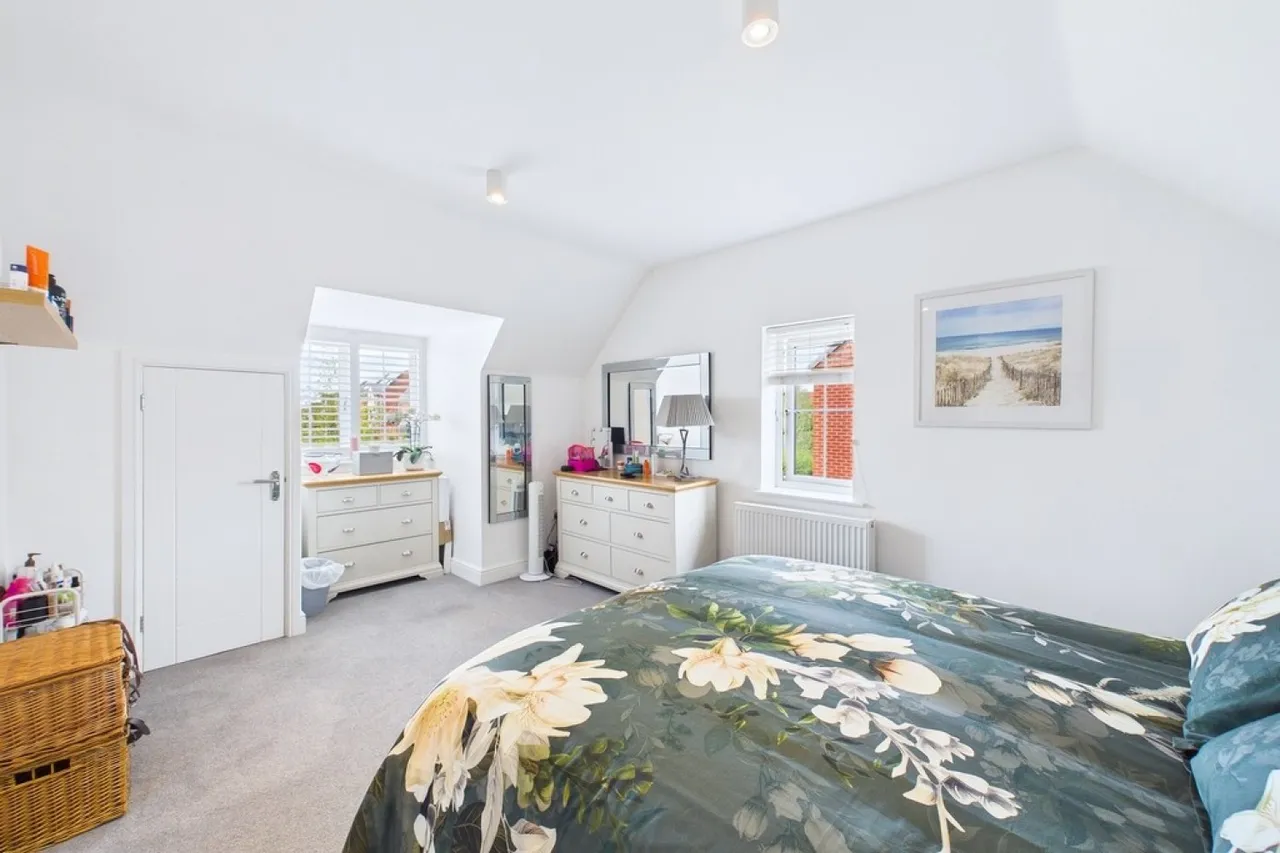Duke Of York Avenue, Bishops Tachbrook, Leamington Spa, photo 11