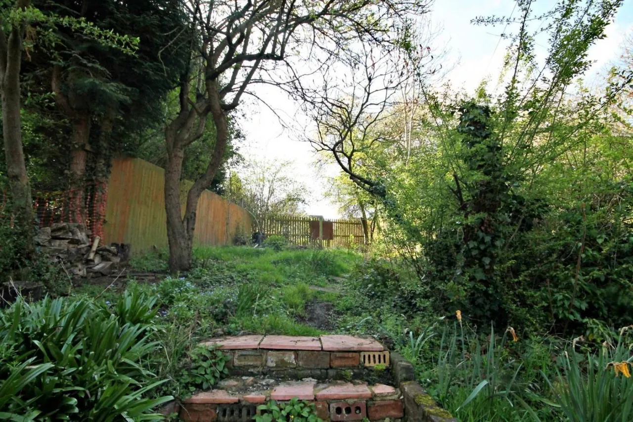 Moor Lane, Amington, B77, photo 12