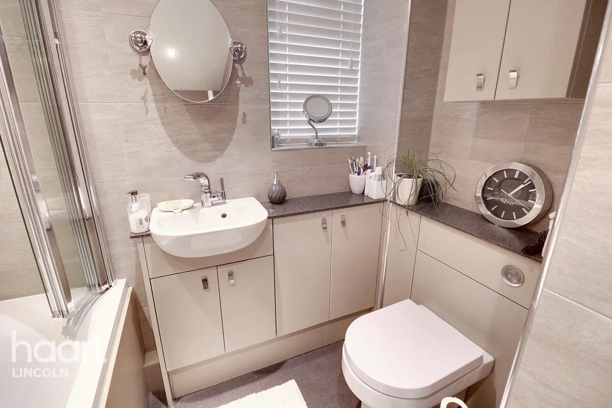 Heathfield Avenue, Branston, LN4, photo 16