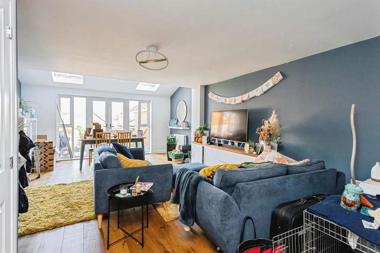 Hamfield Drive, Hassocks, BN6, photo 2