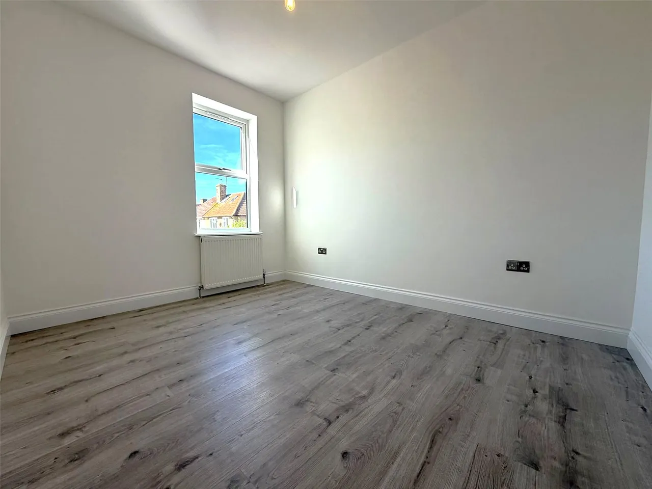 Cromwell Road, Hounslow, TW3, photo 6