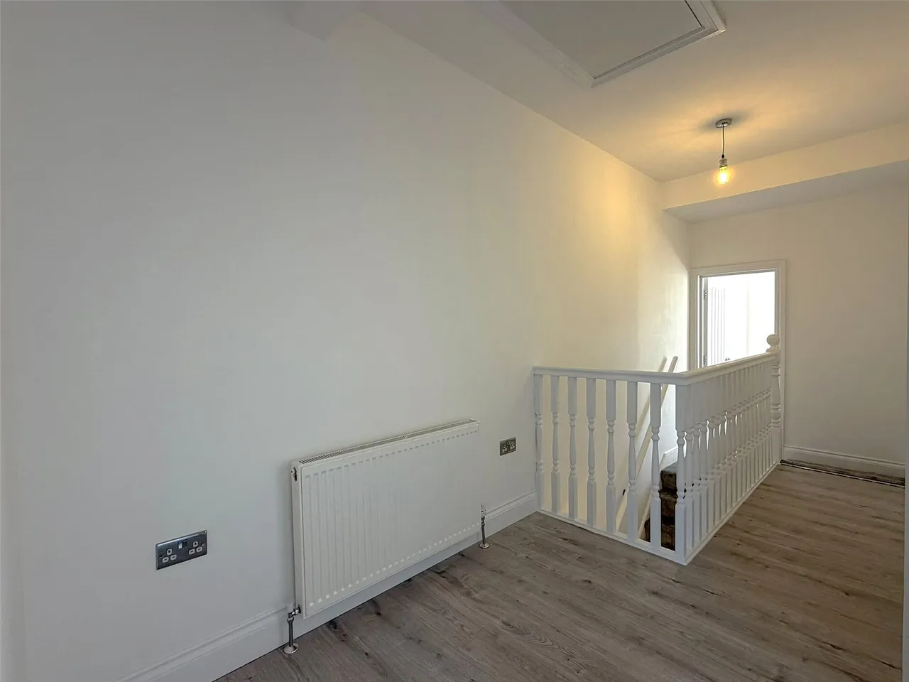 Cromwell Road, Hounslow, TW3, photo 12