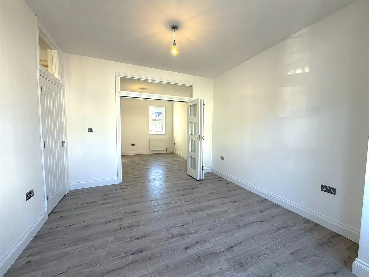 Cromwell Road, Hounslow, TW3, photo 9