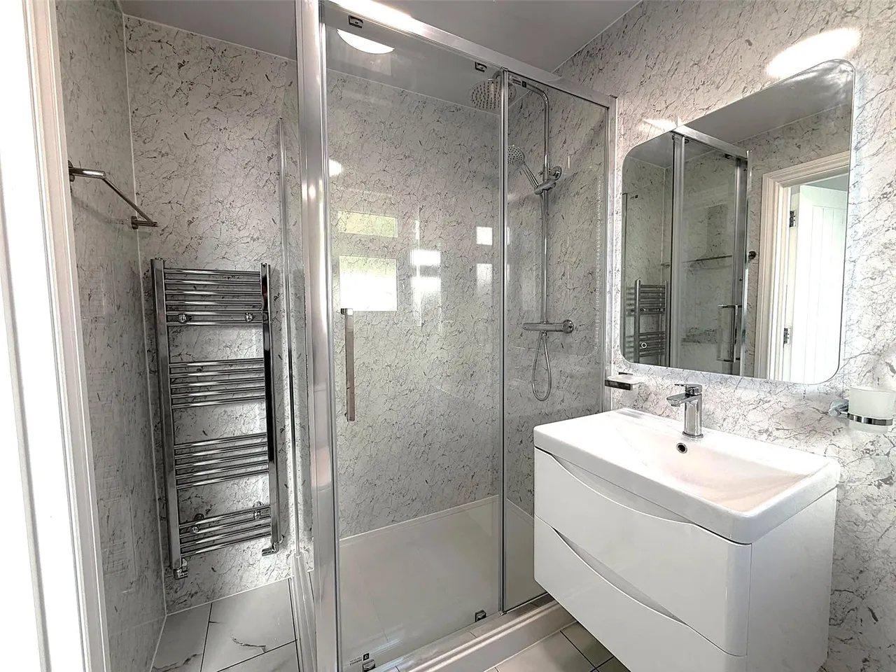 Cromwell Road, Hounslow, TW3, photo 18