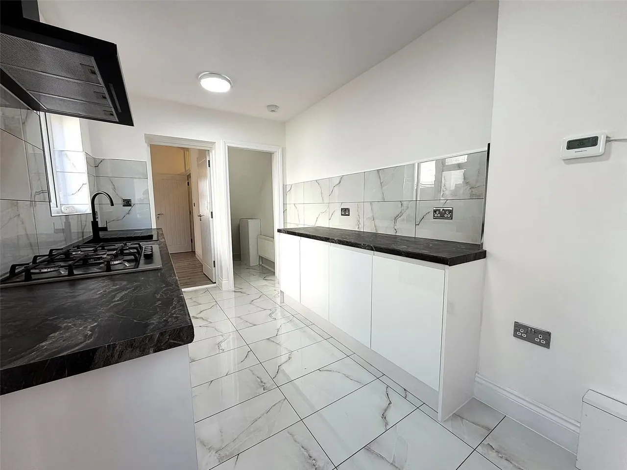 Cromwell Road, Hounslow, TW3, photo 11