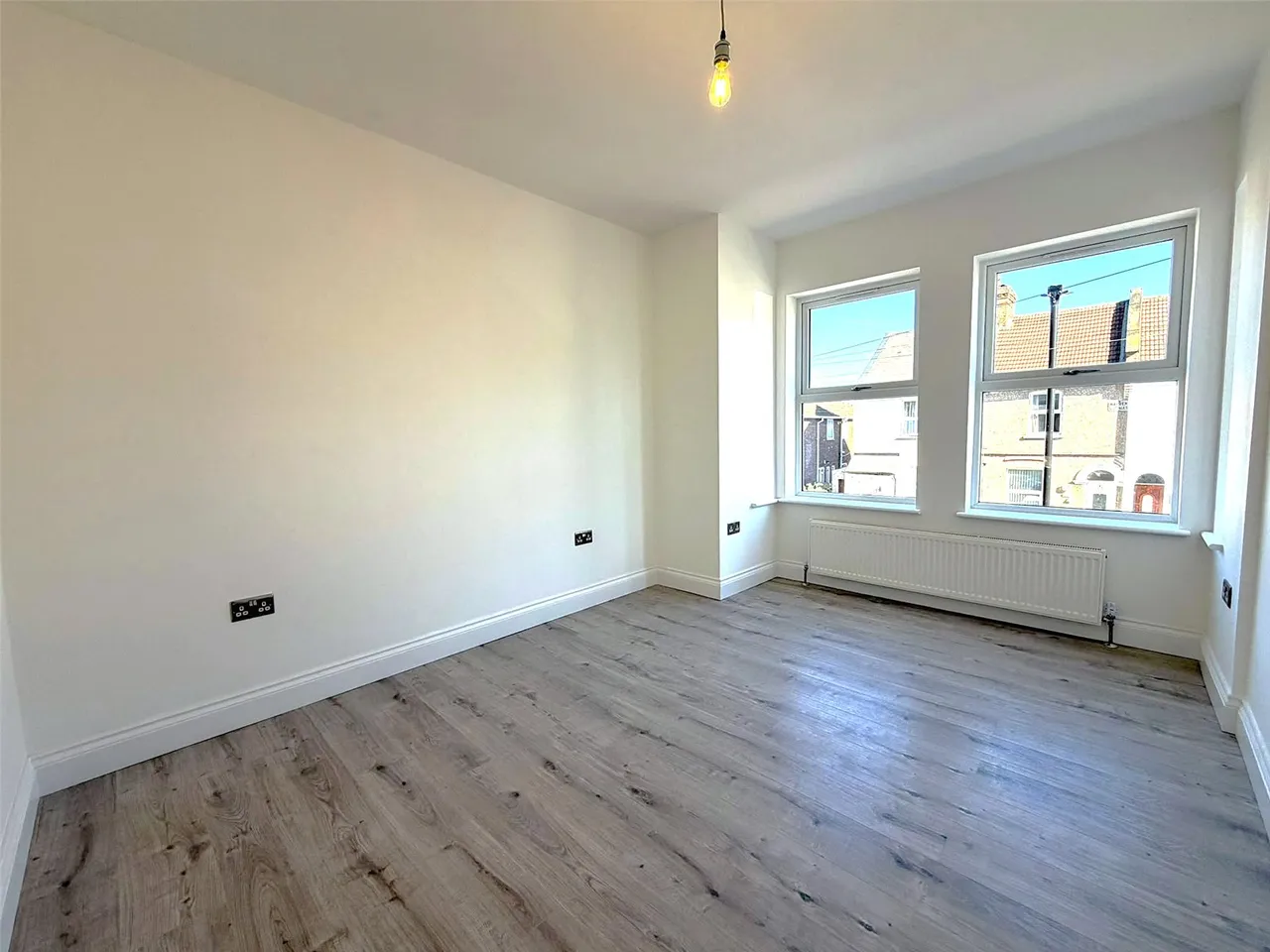 Cromwell Road, Hounslow, TW3, photo 4