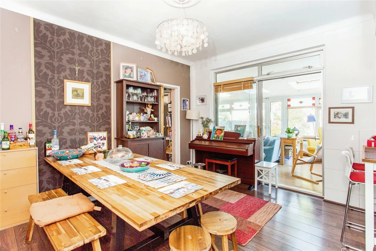 Rutland Avenue, Southend-on-Sea, Essex, SS1, photo 5