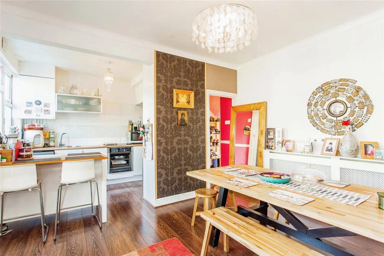 Rutland Avenue, Southend-on-Sea, Essex, SS1, photo 14