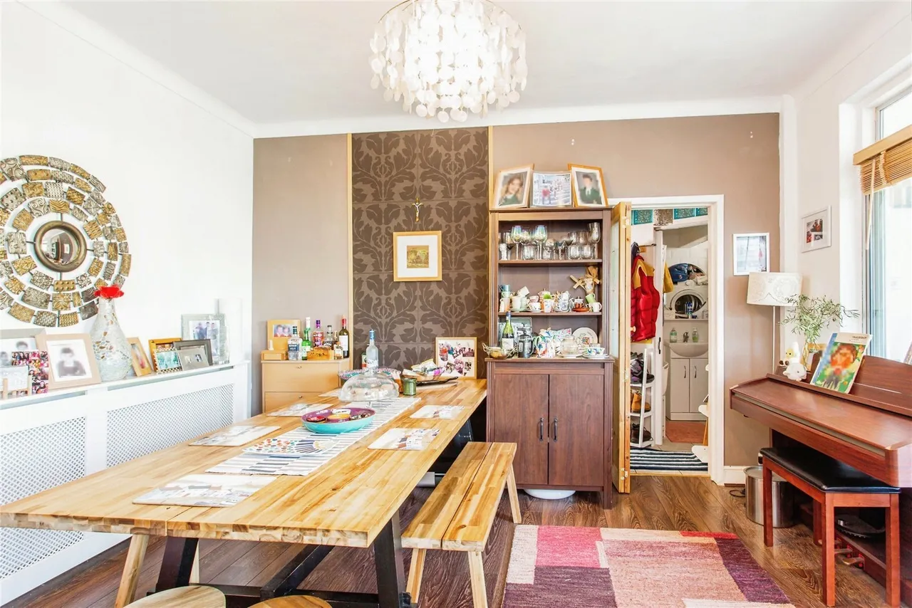 Rutland Avenue, Southend-on-Sea, Essex, SS1, photo 12