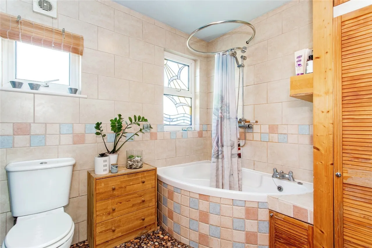 Rutland Avenue, Southend-on-Sea, Essex, SS1, photo 7