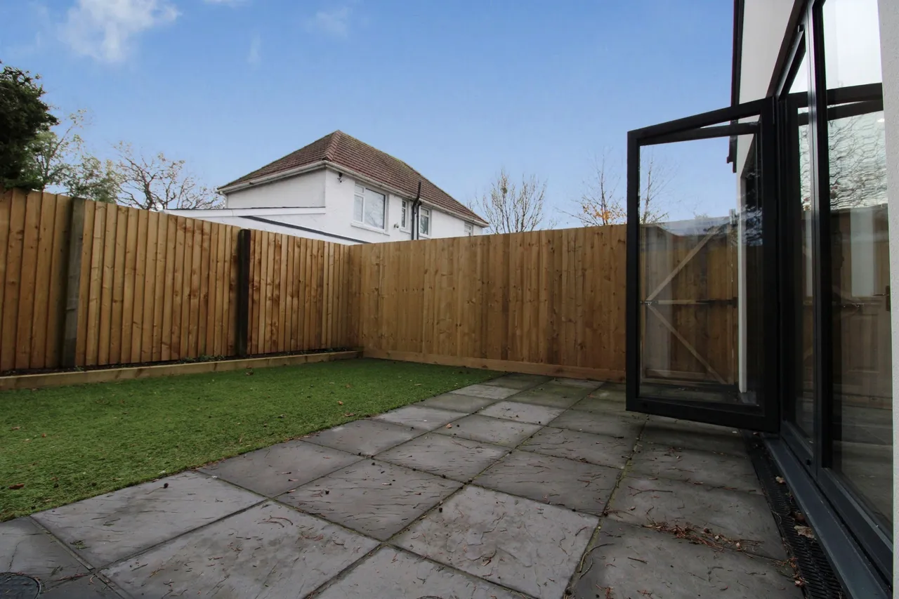 Newport Road, Cardiff, CF3, photo 14