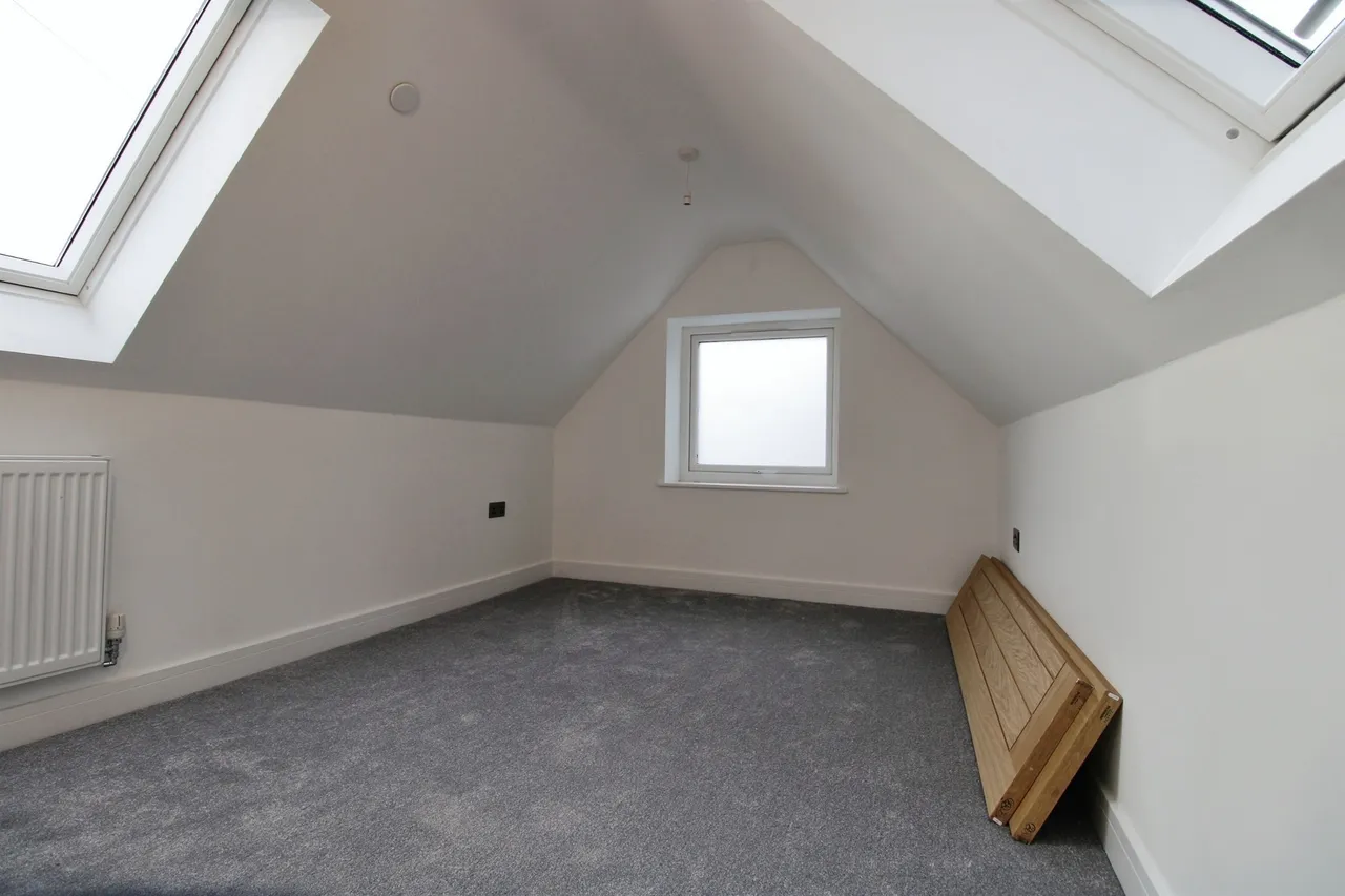 Newport Road, Cardiff, CF3, photo 16