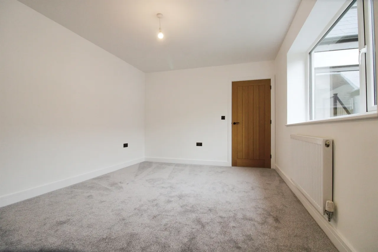 Newport Road, Cardiff, CF3, photo 10