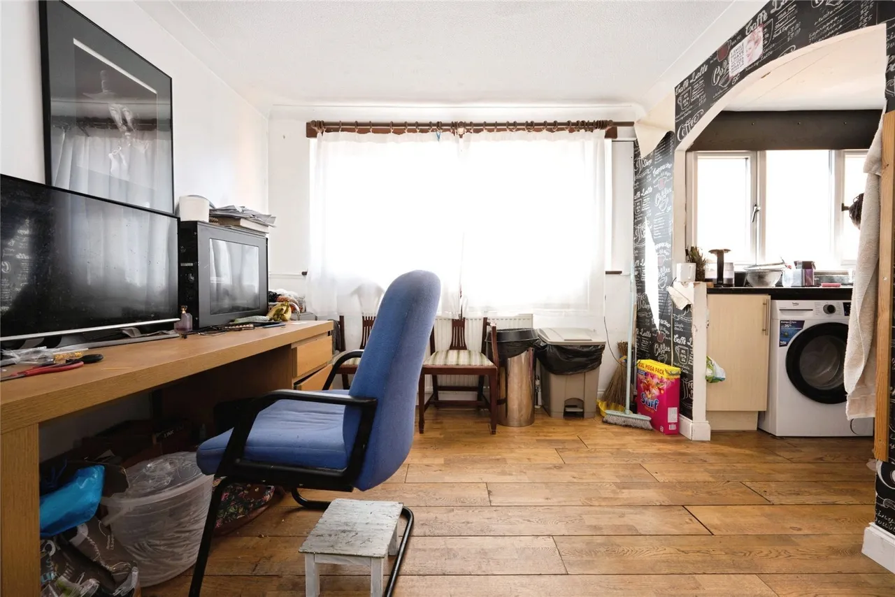Brendon Avenue, Luton, Bedfordshire, LU2, photo 5