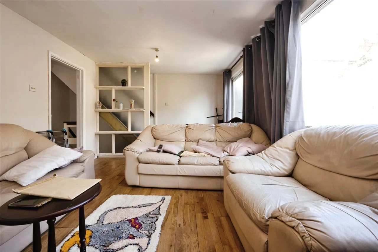Brendon Avenue, Luton, Bedfordshire, LU2, photo 4