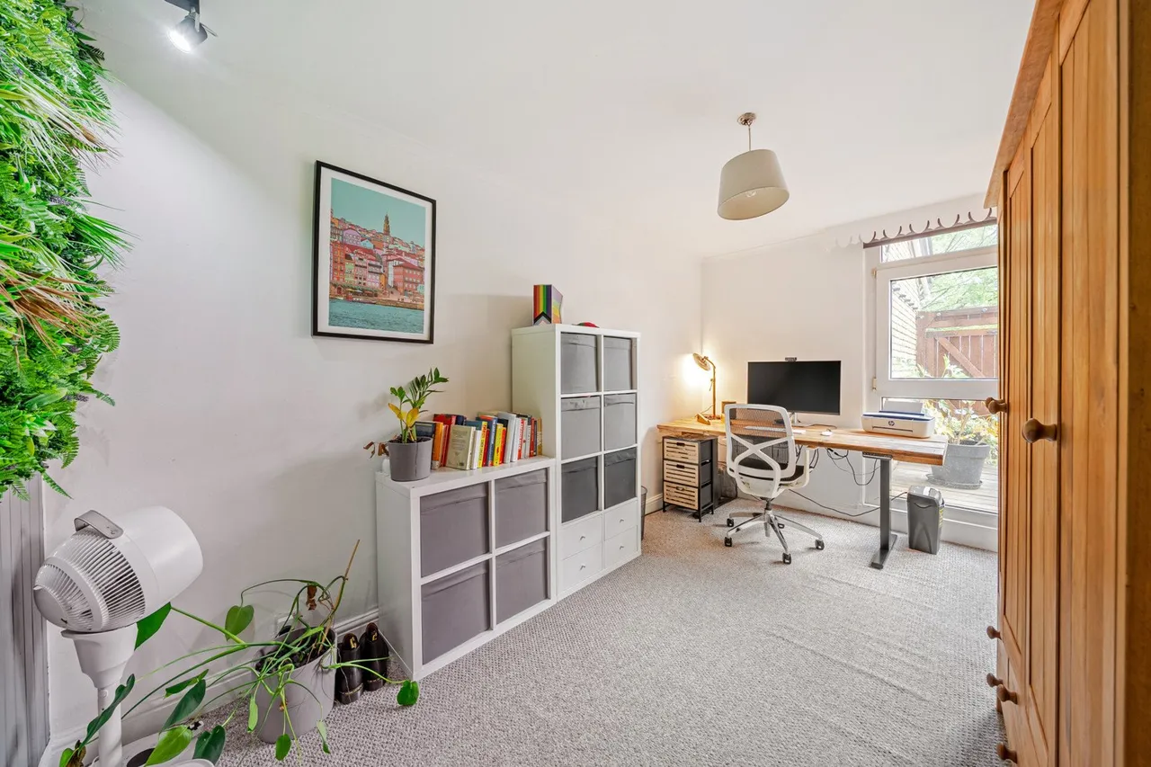 Flaxman Road, SE5, photo 17