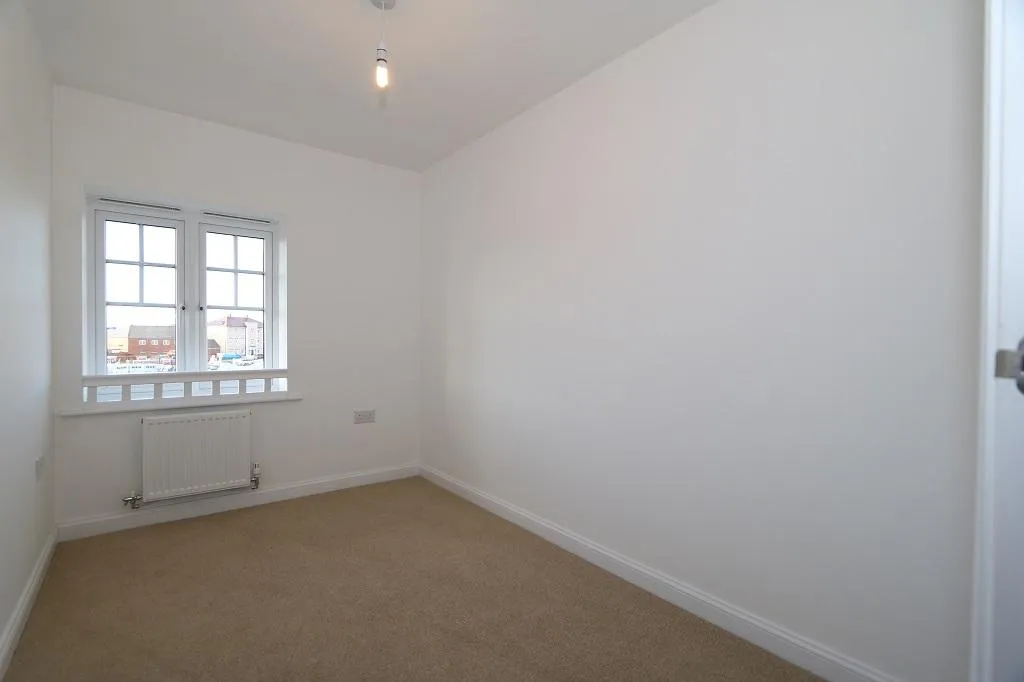 Danegeld Avenue, Great Denham, MK40, photo 7