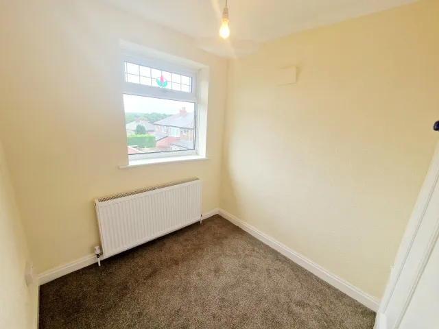 Duckworth Road, Prestwich, M25, photo 4