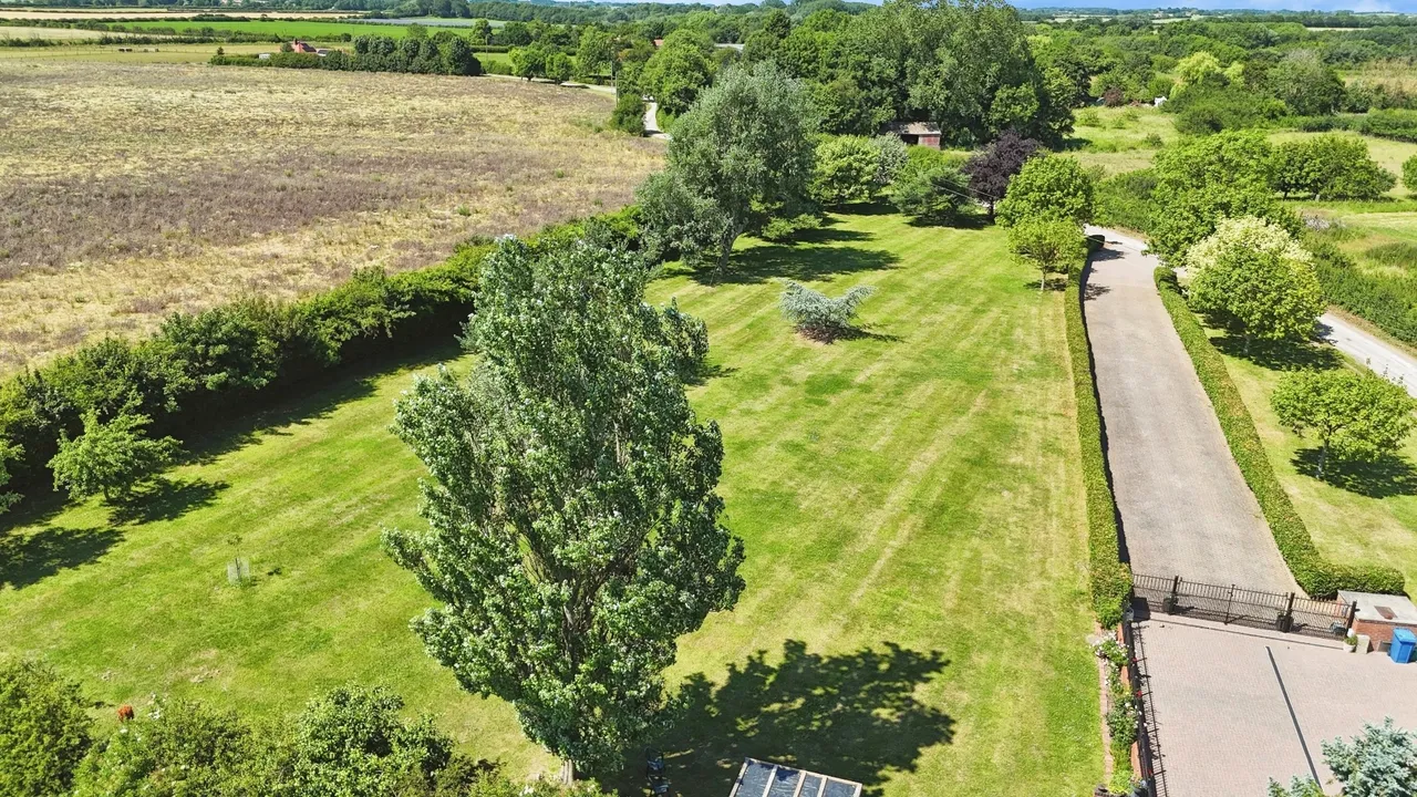 Carr Road, Burton Pidsea, HU12, photo 24