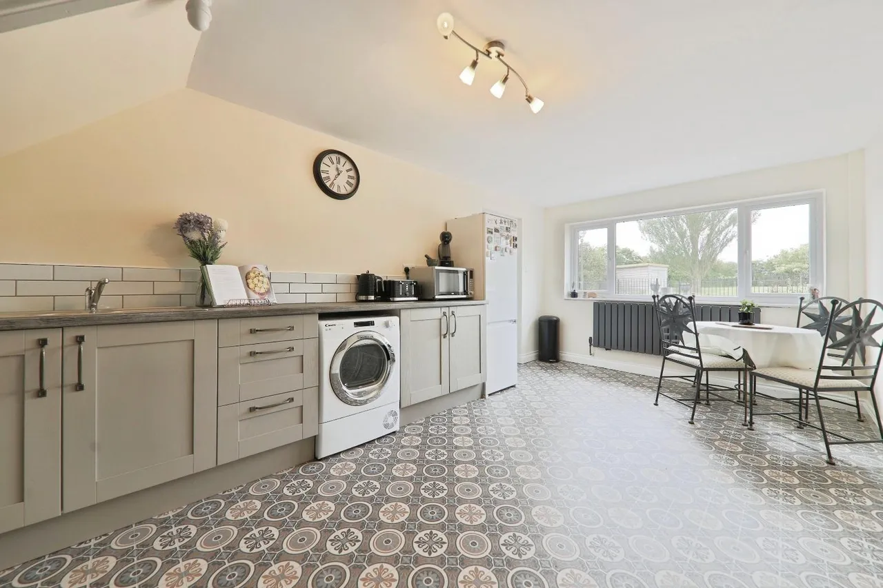 Carr Road, Burton Pidsea, HU12, photo 20