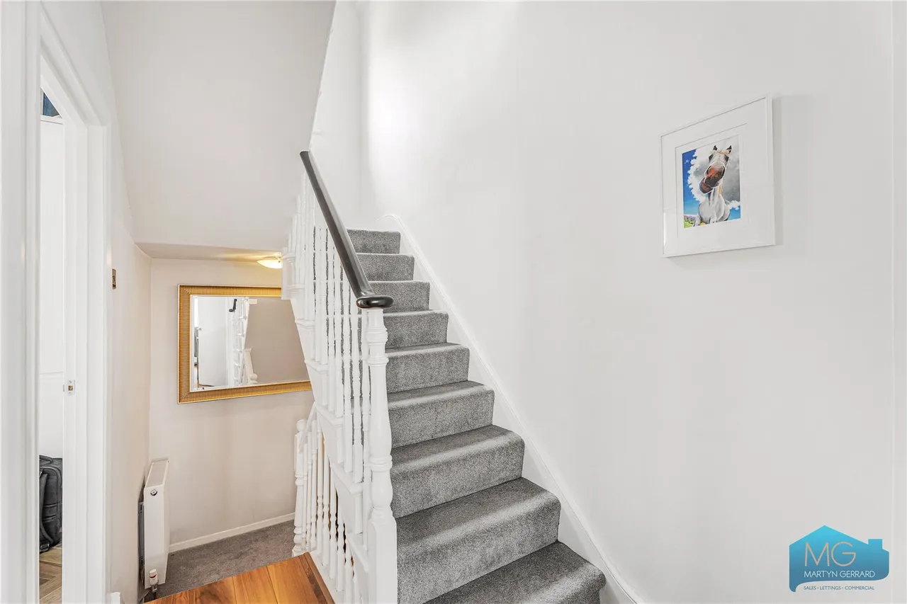 Bellevue Road, London, N11, photo 12