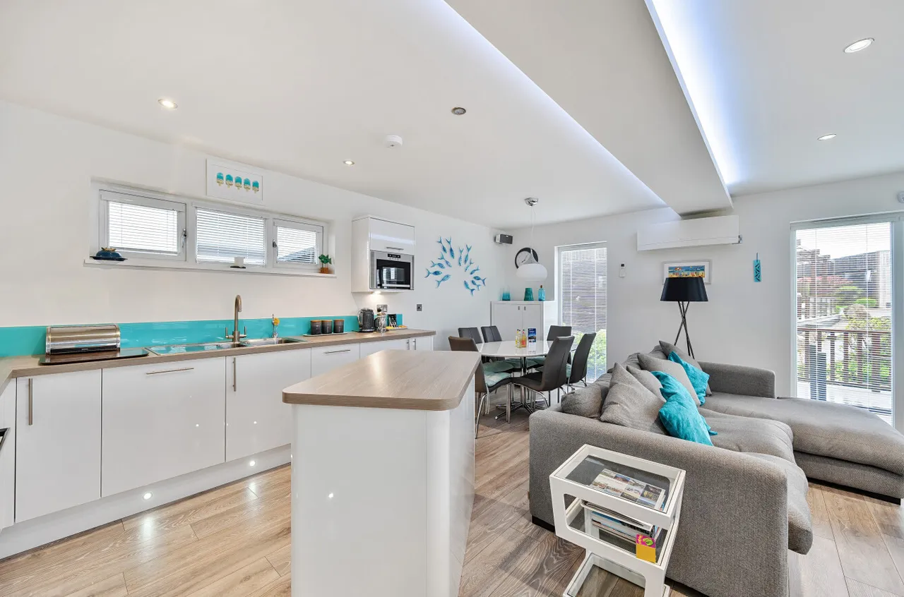 The Residence, Gwel An Mor, Portreath, Cornwall, TR16 4PE, photo 5