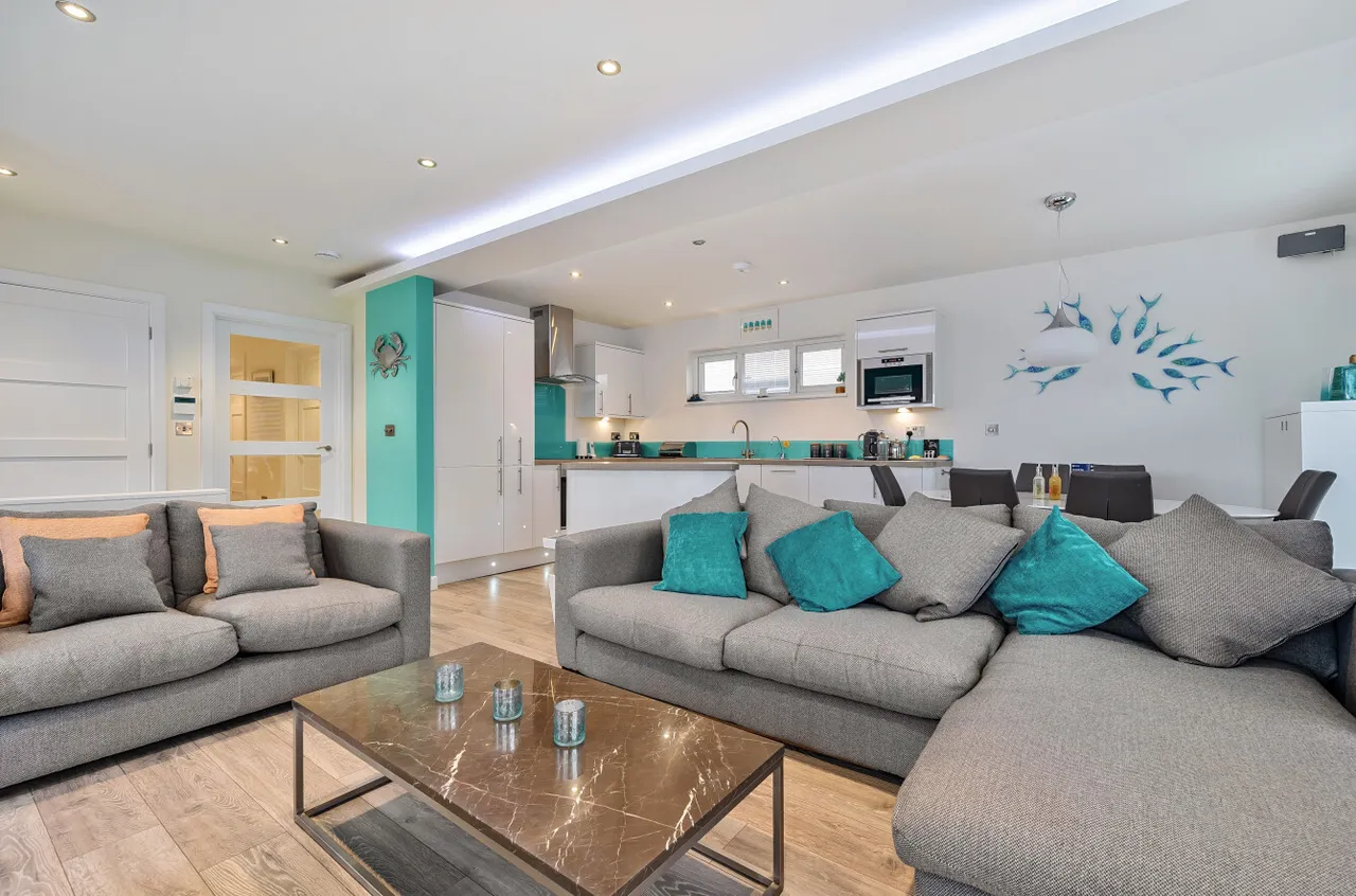 The Residence, Gwel An Mor, Portreath, Cornwall, TR16 4PE, photo 4
