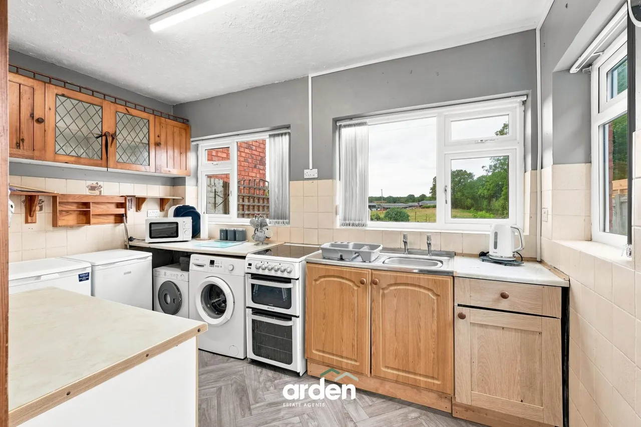 Stourbridge Road, Fairfield, B61, photo 3