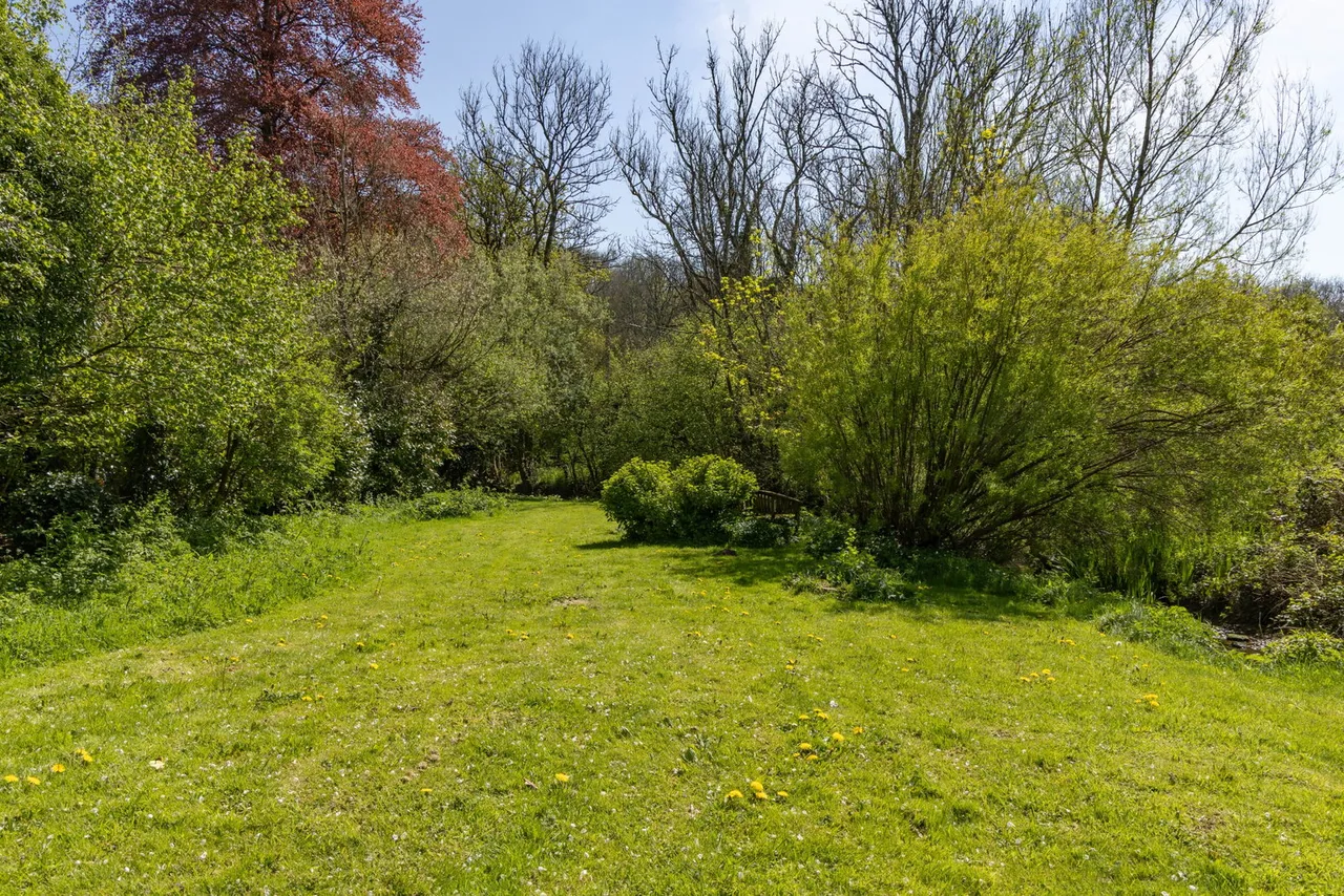 Longdean, Yatton Keynell, SN14, photo 26