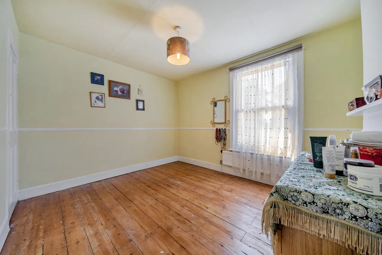 Sutcliffe Road, SE18, photo 13